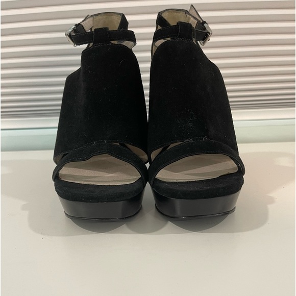 MICHAEL Kors Black Suede Heeled Sandals Size 8.5M - Picture 3 of 15